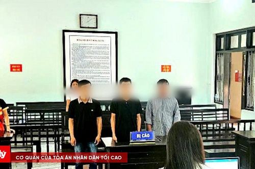 Nhân viên bảo vệ Đại Nội Huế chiếm đoạt hàng trăm vé tham quan