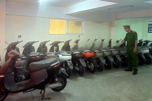 Hà Nội: Triệt phá đường dây sản xuất, tiêu thụ xe máy điện giả quy mô lớn