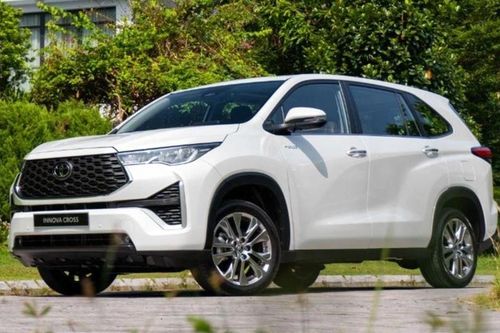 5 mẫu xe hybrid được người Việt chọn mua nhiều nhất nửa đầu năm 2025