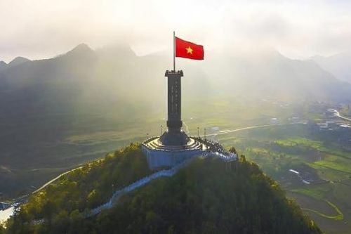 Bầu trời Tổ quốc mãi trong tim