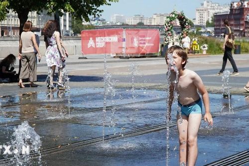 Nắng nóng kỷ lục quét qua Nga, nhiệt độ có nơi vượt 40 độ C