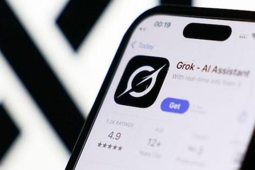 Elon Musk công bố chatbot Grok 4: 'AI thông minh nhất thế giới'