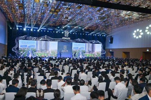 Khởi động dự án Symlife với gần 1.500 chuyên viên tư vấn