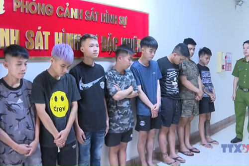 Tạm giữ 9 đối tượng gây rối trật tự công cộng ở Hải Phòng