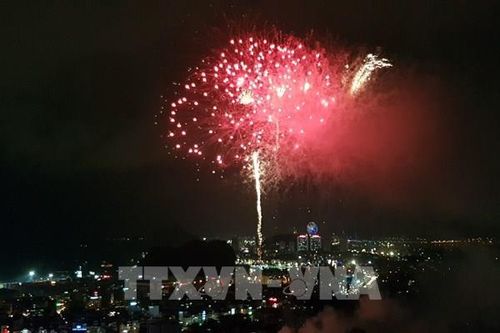 Địa điểm thưởng thức pháo hoa nghệ thuật miễn phí tại Hạ Long
