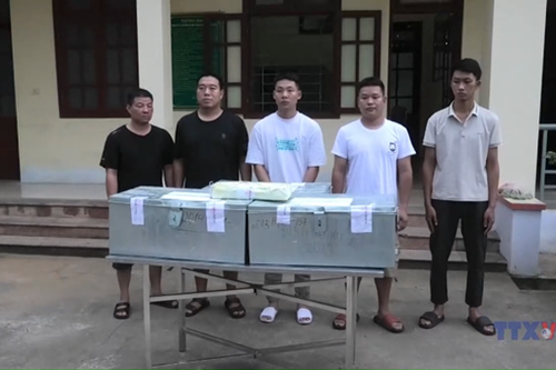 BĐBP Lào Cai triệt phá đường dây vận chuyển bạc trái phép qua biên giới