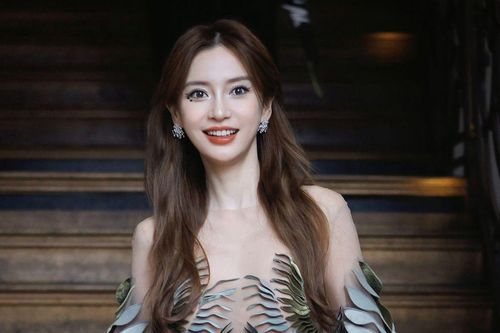 Angelababy bị chê kém sắc