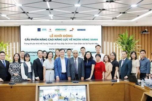 ABBANK, ADB và PWC cùng khởi động chương trình 'Nâng cao năng lực về ngân hàng xanh'