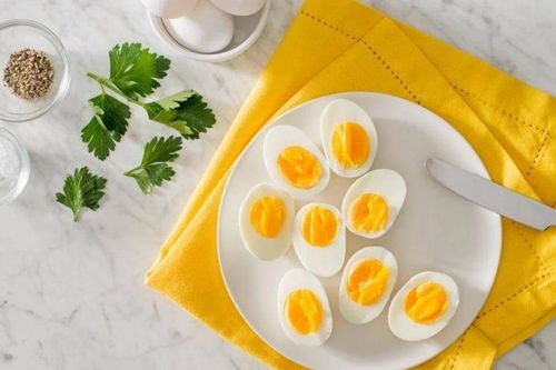 Những lưu ý dành cho người thích ăn trứng luộc