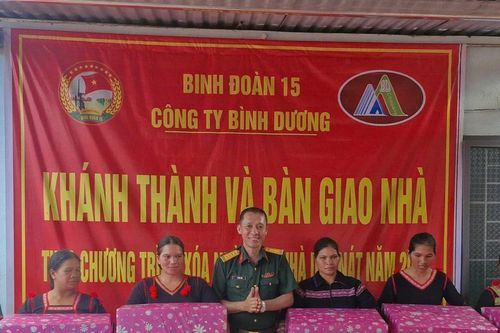 Công ty Bình Dương bàn giao 'Nhà đồng đội' cho công nhân nghèo