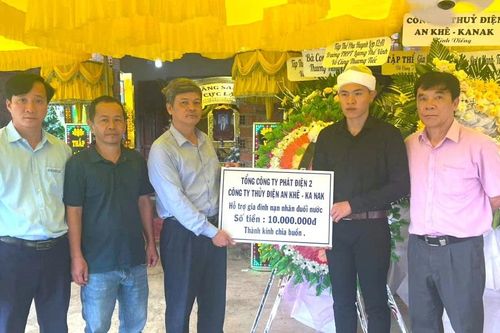 Hỗ trợ kinh phí cho gia đình nam sinh đuối nước trên hồ Thủy điện Ka Nak