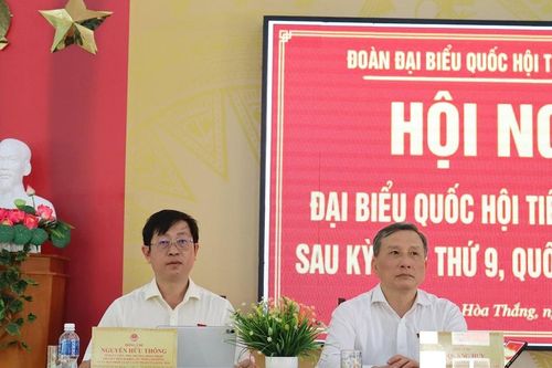 Cử tri xã Hòa Thắng phản ánh nhiều nội dung liên quan đất đai, y tế