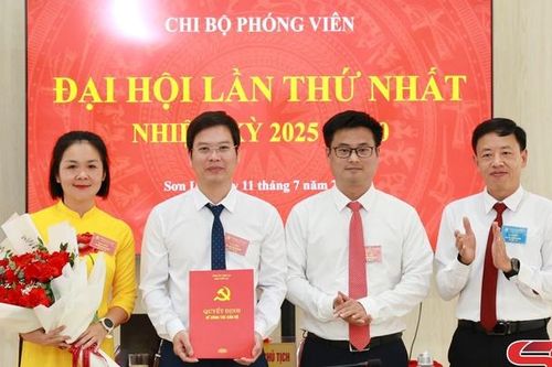 Phát huy vai trò chủ lực của phóng viên
