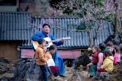 A Páo trên đỉnh Mã Pì Lèng