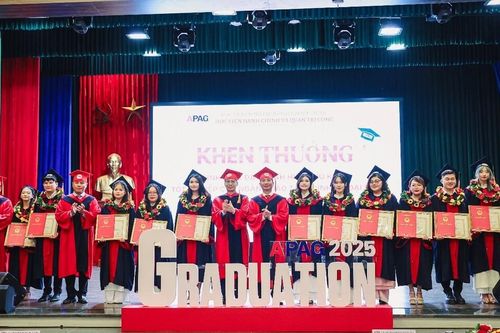 Học viện Hành chính và Quản trị công tổ chức Lễ bế giảng và trao bằng tốt nghiệp năm 2025