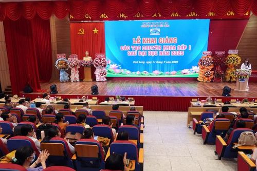 Trường Đại học Cửu Long khai giảng đào tạo chuyên khoa cấp I sau đại học khóa 2