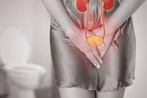 Người phụ nữ 63 tuổi vỡ bàng quang vì thói quen 'bất đắc dĩ' nhiều người mắc