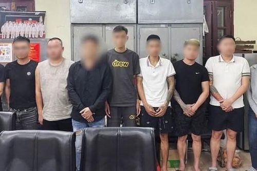 Giải cứu 52 cô gái trong đường dây dây mua bán người