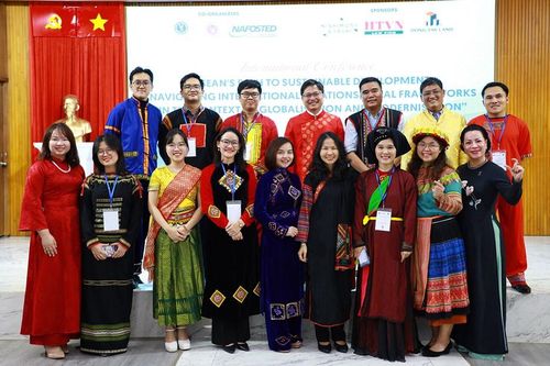 Đêm giao lưu 'ASEAN đoàn kết, pháp luật bền vững'