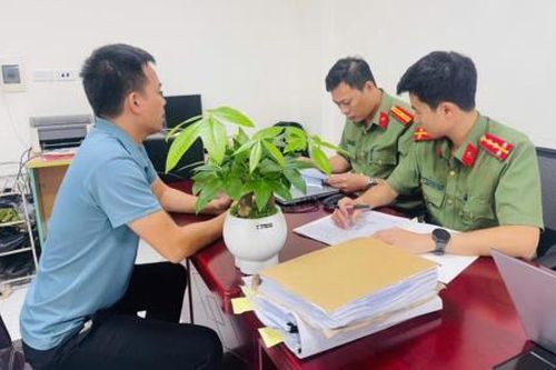 Khởi tố 3 đối tượng tổ chức cho người khác trốn đi nước ngoài