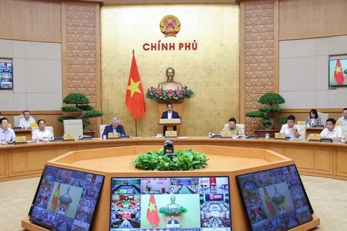 Bảo đảm các cân đối lớn của nền kinh tế, phấn đấu tăng trưởng 8% trở lên trong năm 2025