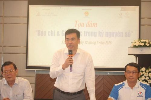 Nhà báo đồng hành cùng giáo dục trong kỷ nguyên số