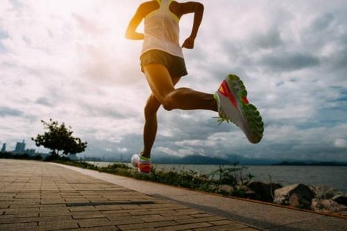 Mỗi ngày chạy bộ 5km, cơ thể sẽ thay đổi thế nào?