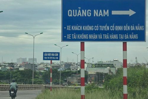 Nhiều biển chỉ dẫn ở Đà Nẵng chưa được điều chỉnh sau sáp nhập
