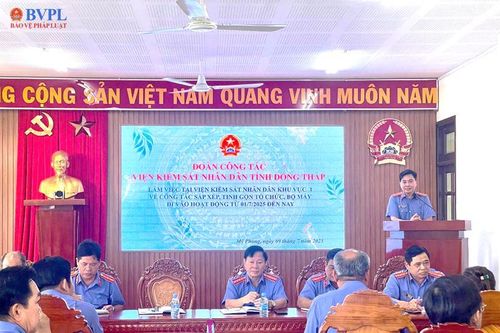 Đoàn công tác VKSND tỉnh Đồng Tháp làm việc tại VKSND Khu vực 1