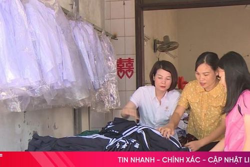 Chưa hết kỳ nghỉ hè, thị trường đồng phục học sinh đã sôi động