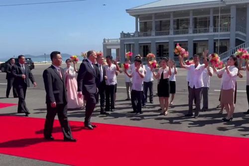 Ngoại trưởng Nga thăm Triều Tiên, nhấn mạnh mối quan hệ 'bất khả chiến bại'