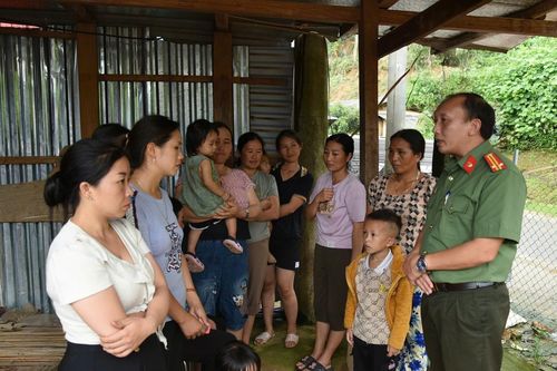 An ninh nhân dân lá chắn thầm lặng