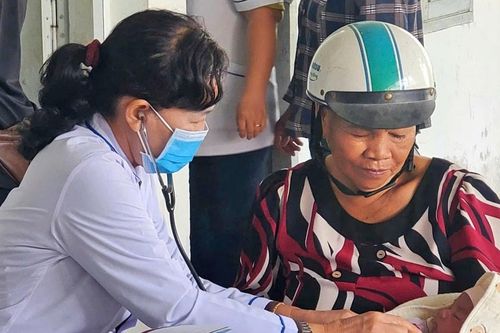 Tiêm vắc xin sởi cho trẻ trên diện rộng, không để sót