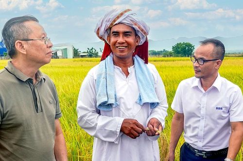 Dân vận khéo - nối nhịp tin yêu giữa Đảng với đồng bào các dân tộc phía Đông Nam