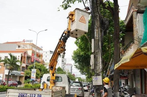 Nỗ lực xóa 'điểm đen' cáp thông tin