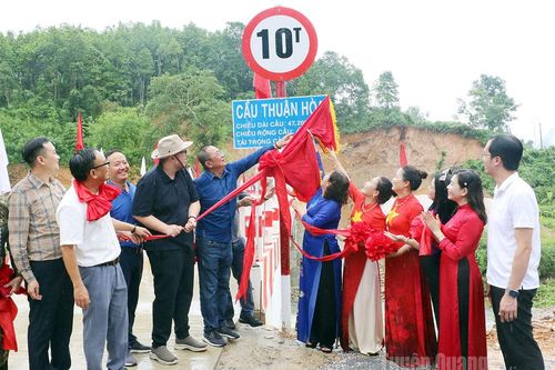 Khánh thành cầu Thuận Hòa