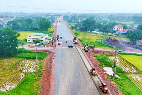 Phấn đấu thông xe kỹ thuật tuyến đường liên kết vùng trước ngày 19-8