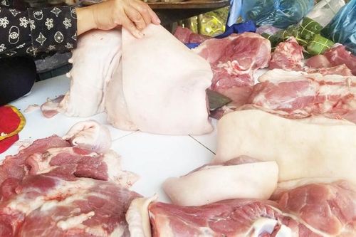 Sức mua thịt lợn giảm nhẹ