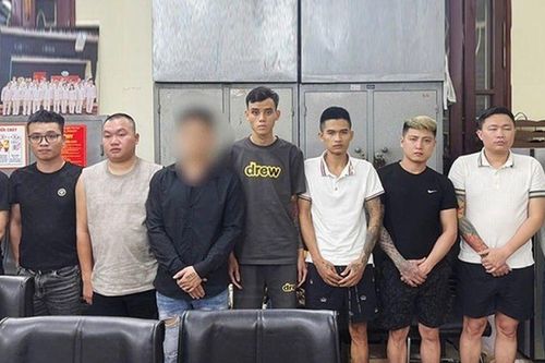 Vụ 29 nữ tiếp viên bị 'giam lỏng', 'ép' mặc đồ hở hang để phục vụ khách: Danh tính kẻ đứng sau