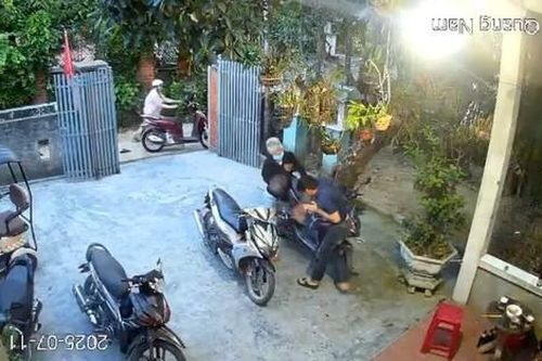 Khẩn trương truy bắt 2 đối tượng dùng kiếm gây chết người