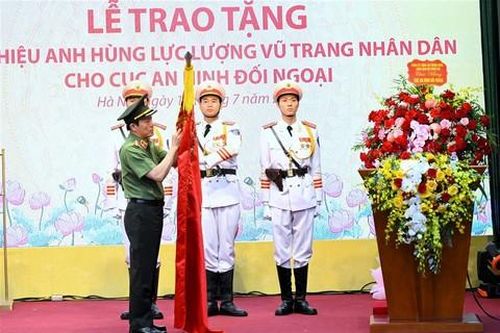 Cục An ninh Đối ngoại đón nhận danh hiệu Anh hùng lực lượng vũ trang nhân dân