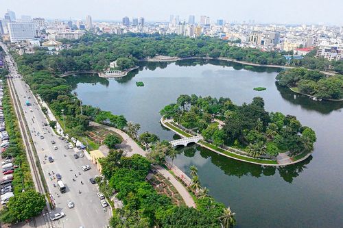Công viên Thống Nhất hồi sinh mạnh mẽ sau khi hạ rào