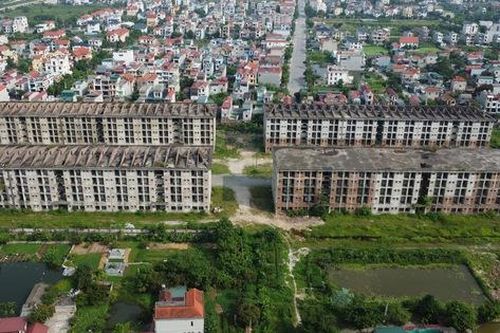 Thâm nhập bên trong ký túc xá bỏ hoang sắp trở thành nhà ở công vụ mới của Ninh Bình