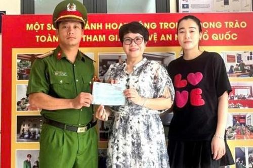 Chuyển khoản nhầm 200 triệu, người phụ nữ Hải Phòng được công an tỉnh bạn tìm giúp