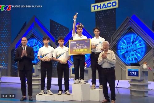 Nam sinh Thái Bình lội ngược dòng ngoạn mục giành vòng nguyệt quế Đường Lên Đỉnh Olympia