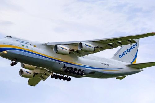 Siêu vận tải cơ An-124 bất ngờ xuất hiện trên bầu trời Kyiv sau 3 năm