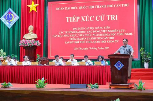 Chuyển trạng thái từ thụ động sang chủ động, tích cực phục vụ người dân và doanh nghiệp