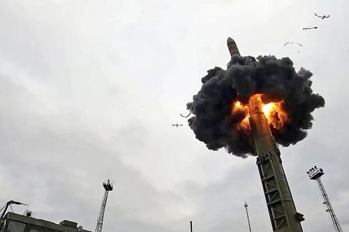 Nga phô diễn sức mạnh hạt nhân cơ động với tên lửa Yars