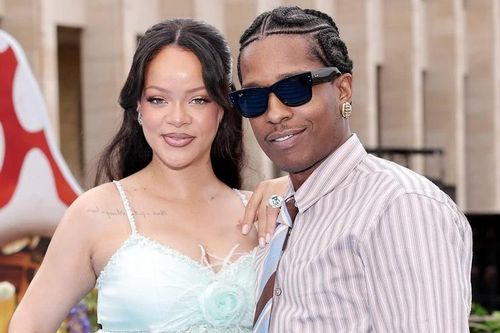 Rihanna trở lại làng giải trí với vai trò mới, tài tử Mark Hamill tham gia chuyến phiêu lưu 'bung nóc' màn ảnh