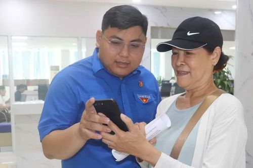 Tình nguyện viên trẻ - những 'cánh tay nối dài' ở cơ sở
